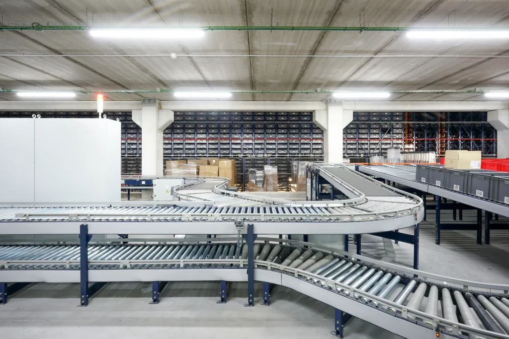 Industrial Conveyor Belt System